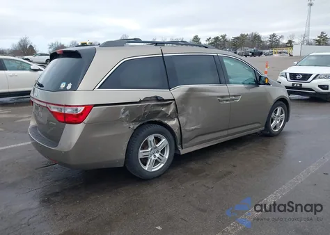 2011 Honda Odyssey Touring/Touring Elite из США, поврежденный, VIN 5FNRL5H97BB017347